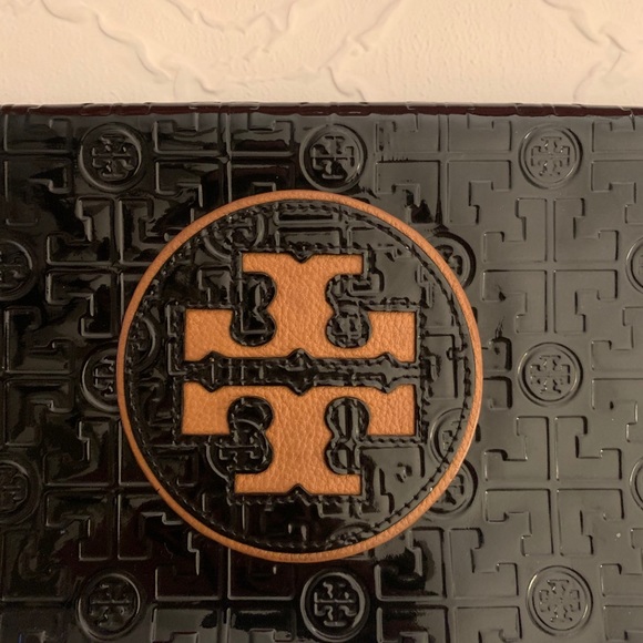 Tory Burch Black Leather Chain Link Bag - Picture 2 of 4